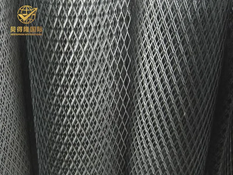 Malla metálica expandida