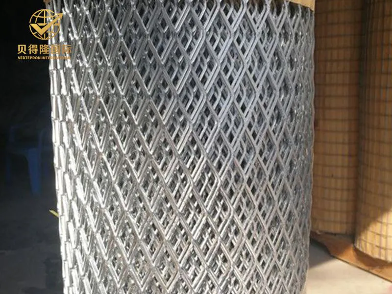 Malla metálica expandida