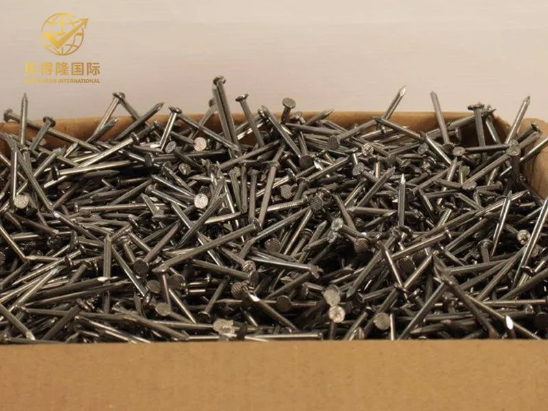 Clavos de alambre comunes