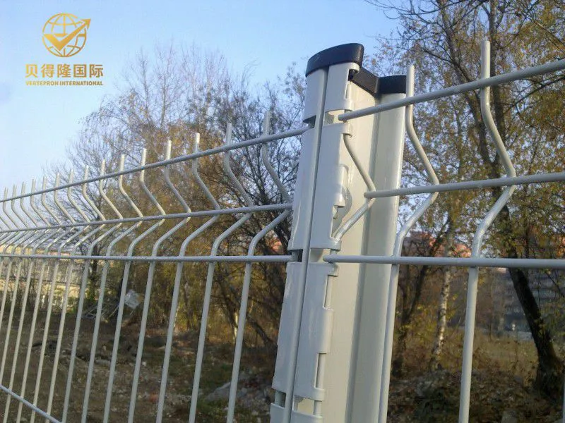 Postes metálicos para cercas