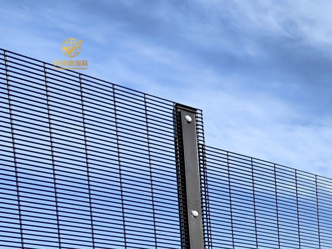 358 Cercado de malla