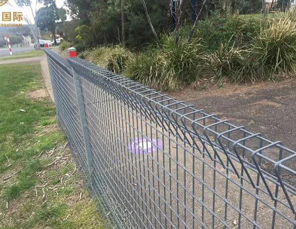 Valla superior curvada brc galvanizada por inmersión en caliente